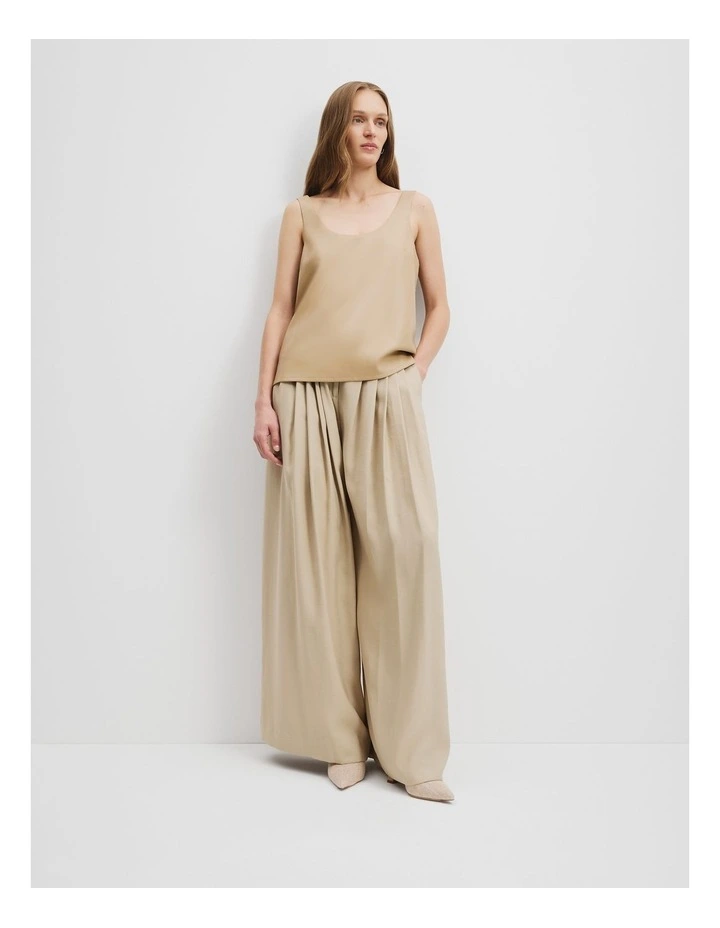 Woven Scoop Tank in Wheat image 3