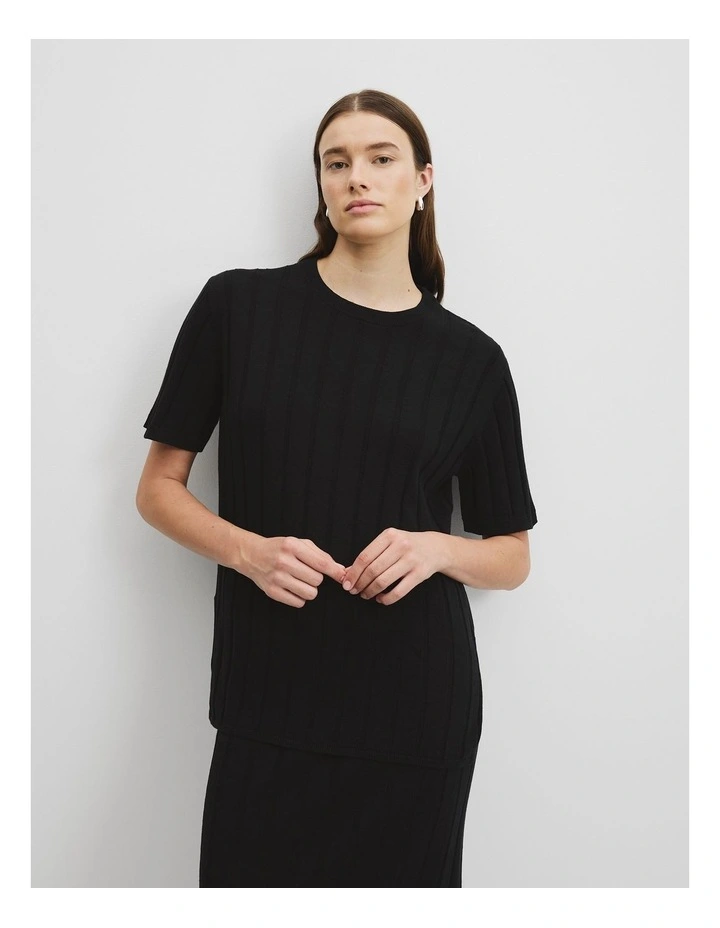 Organically Grown Cotton Linen Short Sleeve Knit T-Shirt in Black image 2