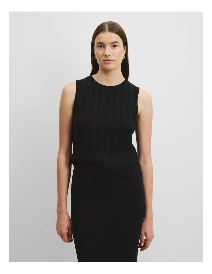 Organically Grown Cotton Linen Tank in Black image 2