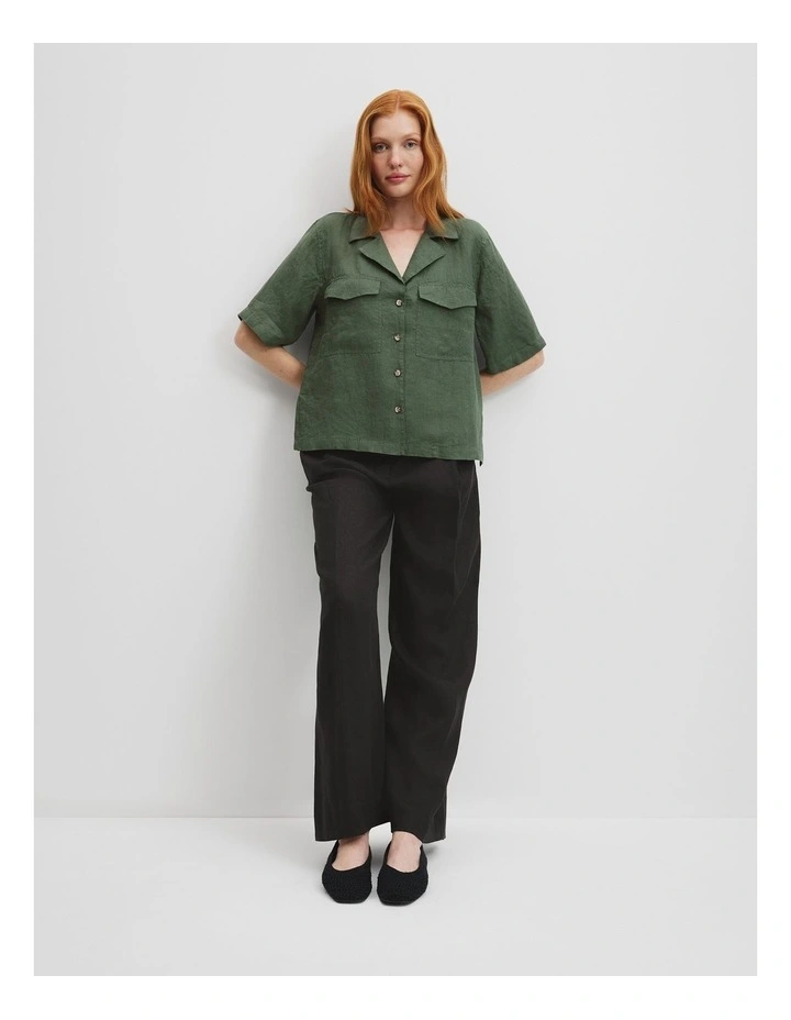 Organically Grown Linen Pocket Detail Shirt in Pine image 3