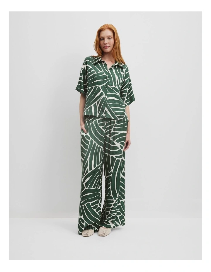 Print Short Sleeve Cupro Shirt in Pine Geo image 1