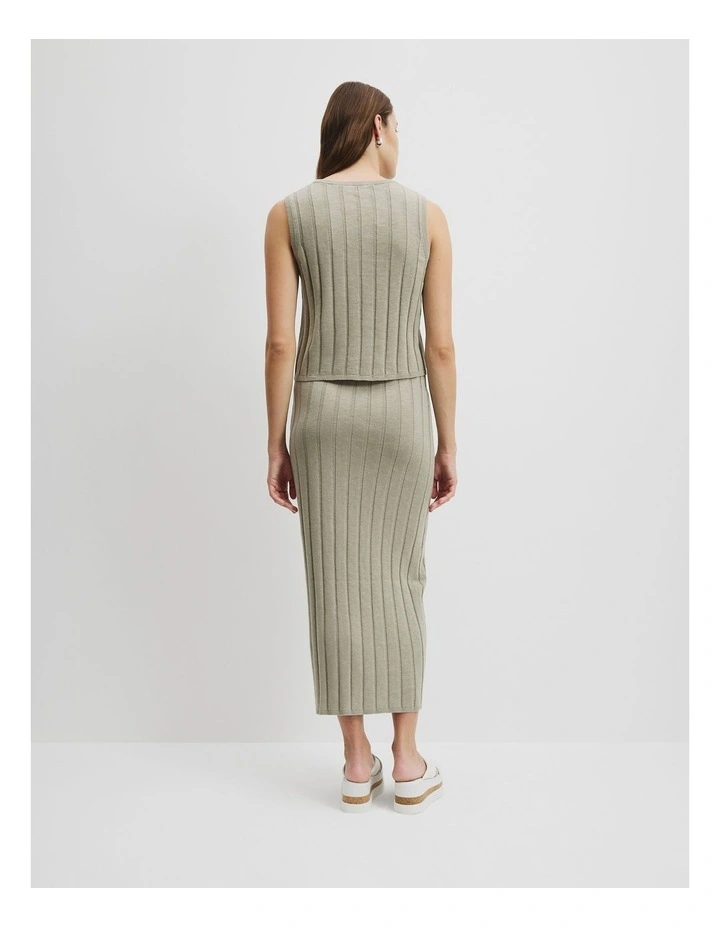 Organically Grown Cotton Linen Tank in Army image 4