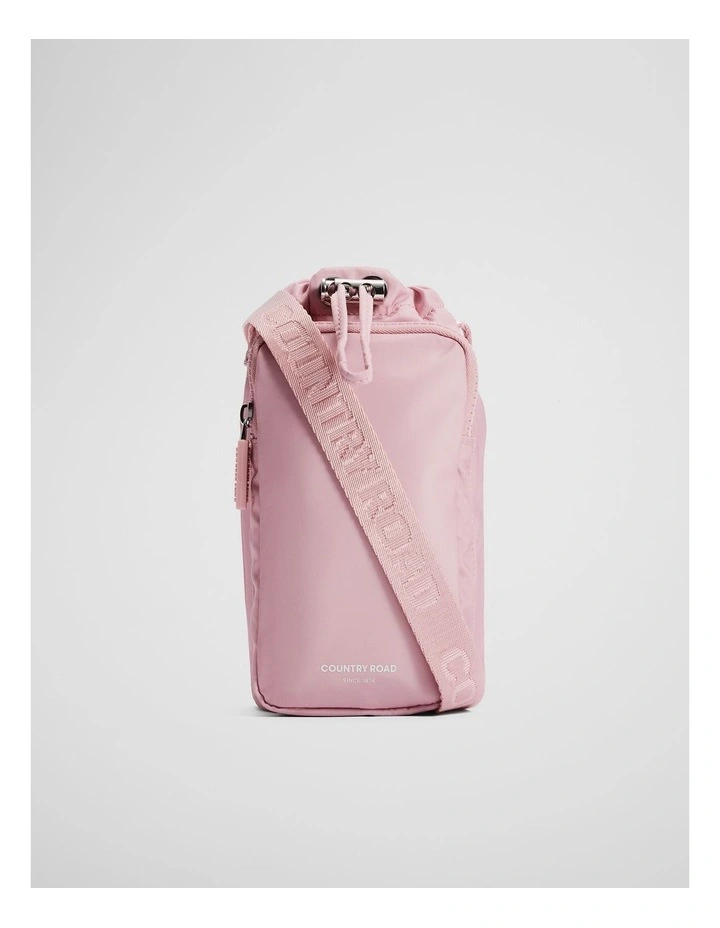 Country Road Recycled Polyester Drink Bottle Crossbody Bag in Soft