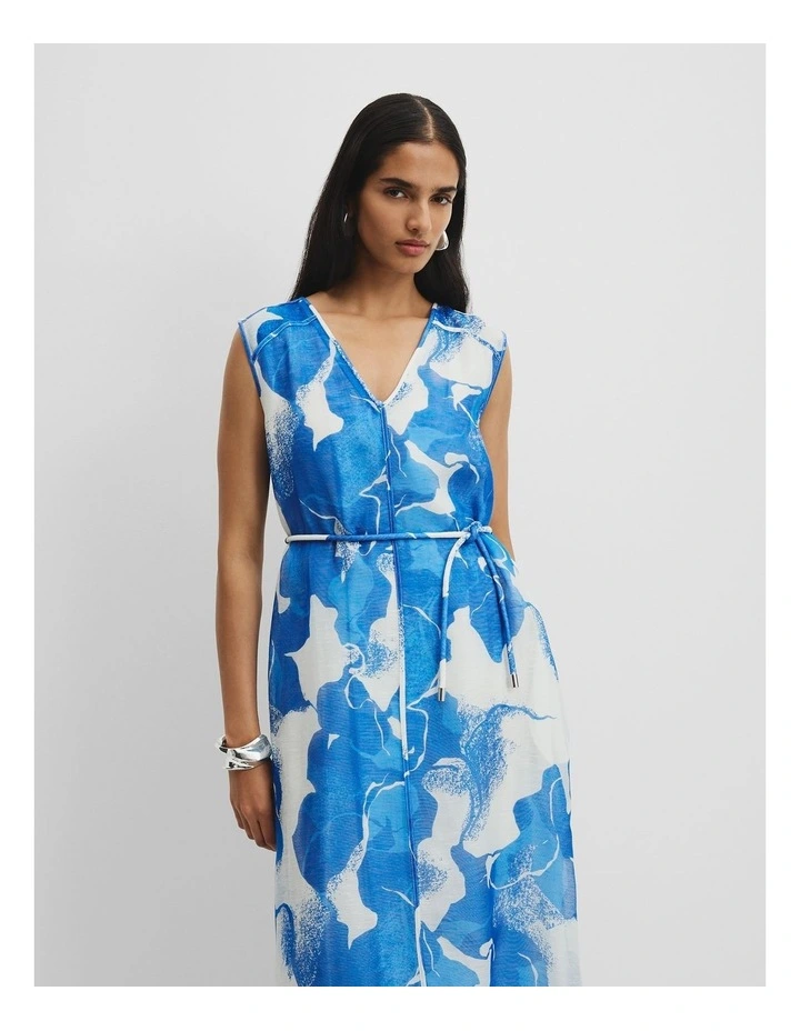 Print Maxi Dress in Marine Textured Geo image 3