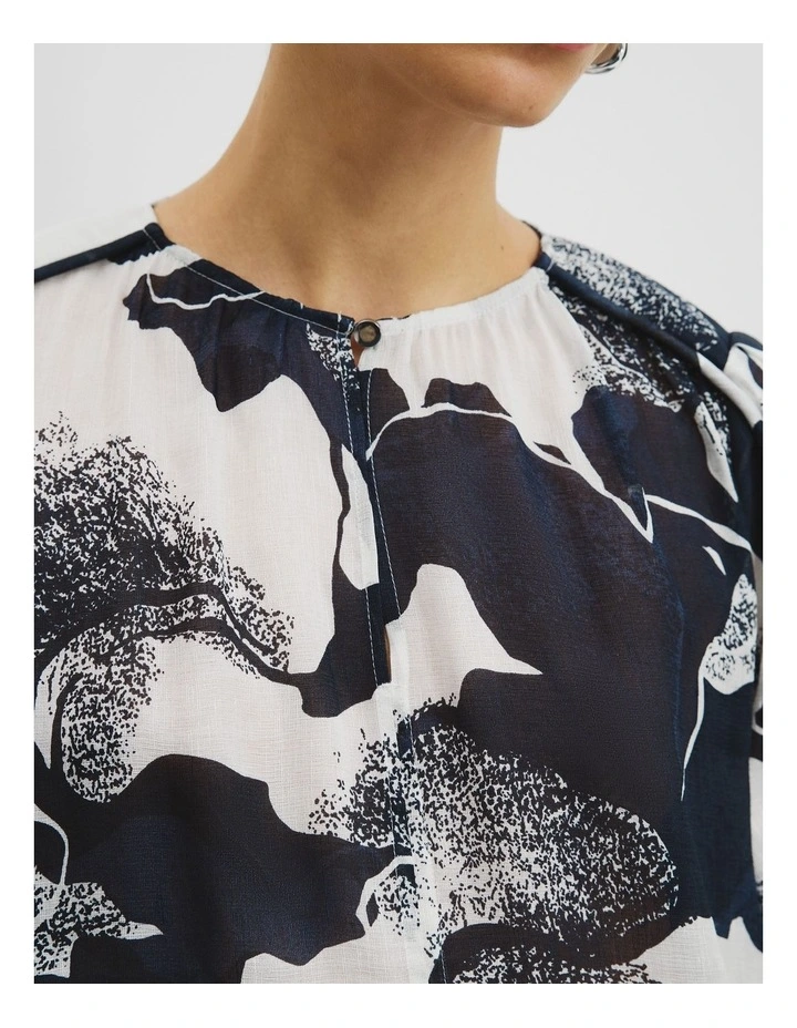 Print Panel Detail Blouse in Navy Textured Geo image 2