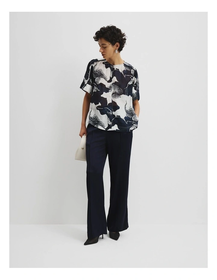 Print Panel Detail Blouse in Navy Textured Geo image 3