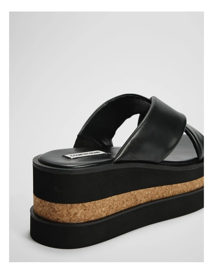 Marlie Flatform in Black image 4