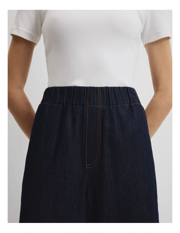 Chambray Pant in Dark Indigo image 3