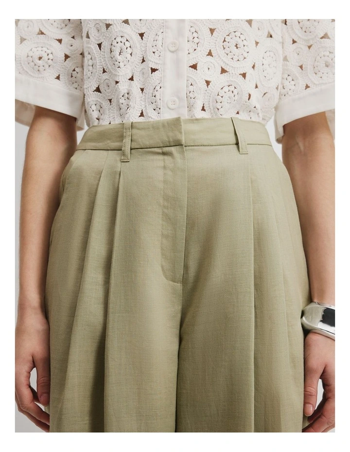 Fluid Pleat Pant in Artichoke image 3