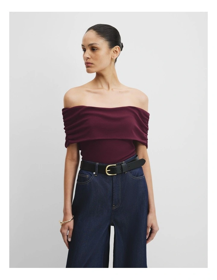 Off-shoulder Top in Bordeaux image 1