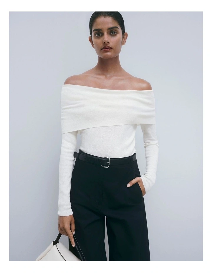 Off-shoulder Detail Knit in Antique White image 2