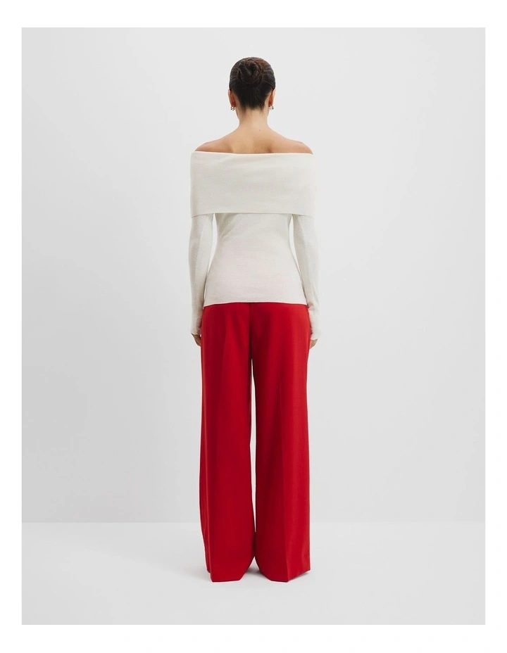 Off-shoulder Detail Knit in Antique White image 6