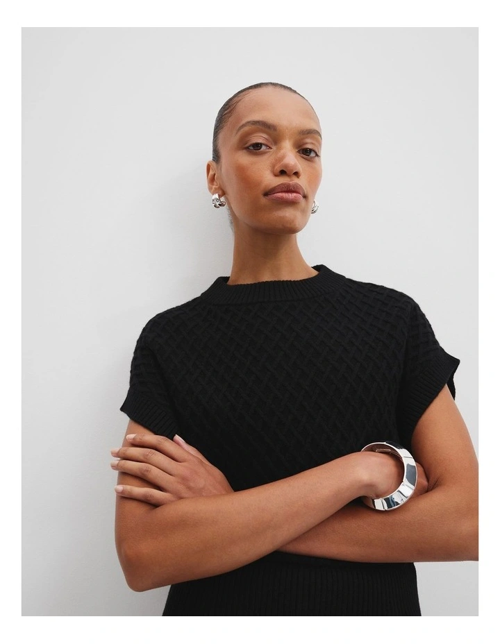Honeycomb Knit Vest in Black image 3