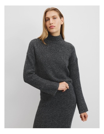 Carbon colour