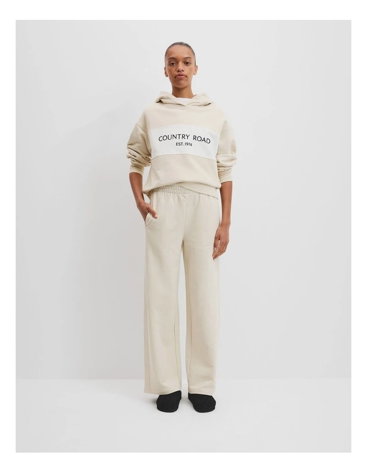 Hooded Sweat in Pebble image 2