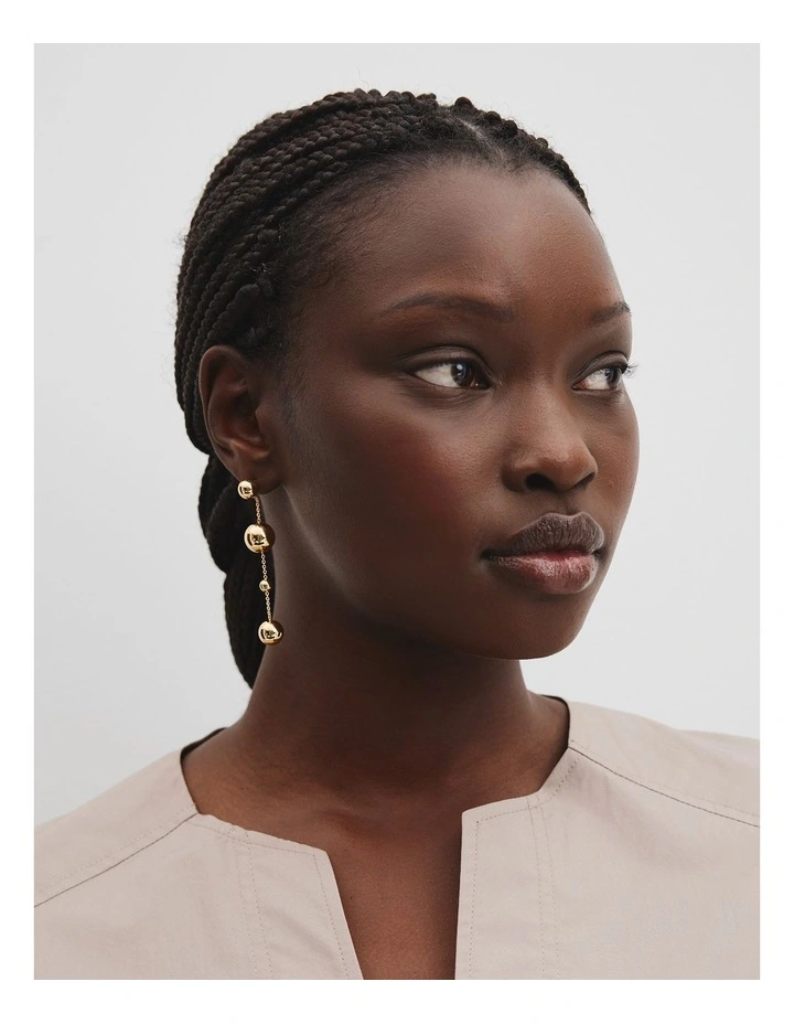 Pippa Drop Earring in Gold image 2