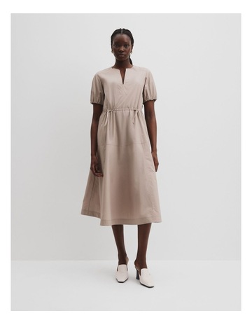 Taupe colour