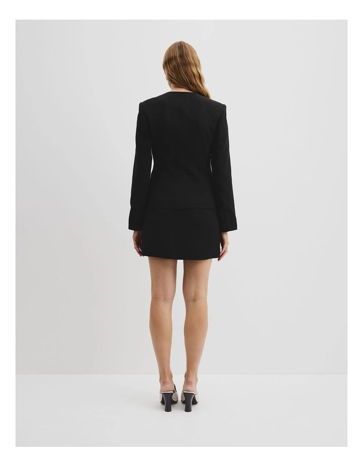 Lady Like Contour Jacket in Black image 4