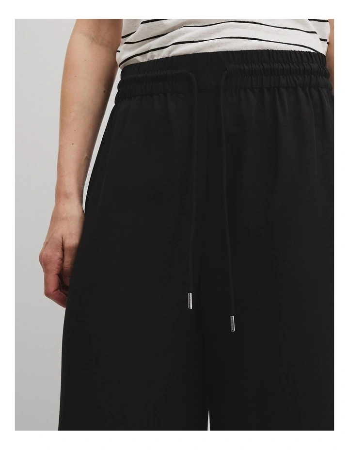 Pull On Sports Pant in Black image 3