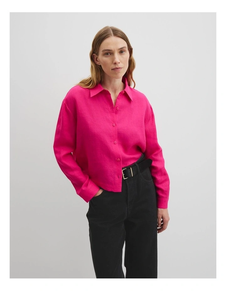 Organically Grown Linen Crop Shirt in Raspberry image 3