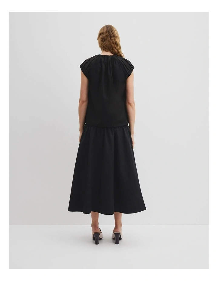 Soft Gathered Drape Top in Black image 4