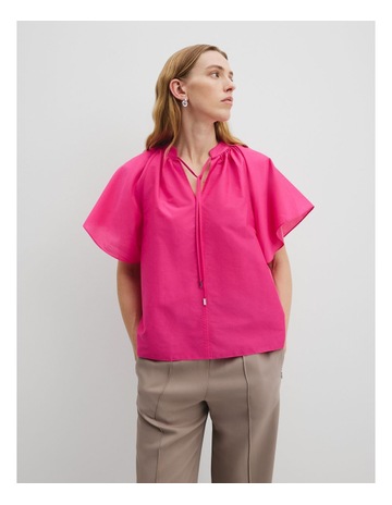 Raspberry colour