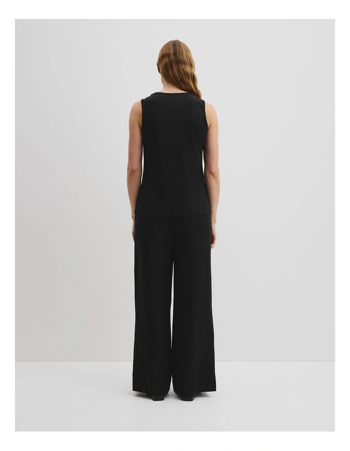 Organically Grown Linen Scoop Neck Tank in Black image 4