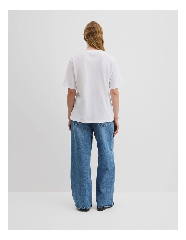 Short Sleeve Relaxed T-shirt in White image 4