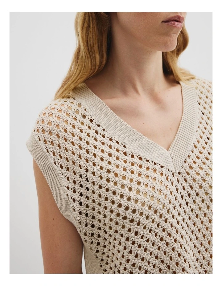 Organically Grown Cotton Linen Open Mesh Knit T-shirt in Crema image 2