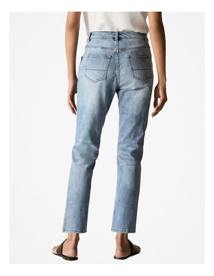 Boyfriend Jean in Vintage Wash Denim image 3