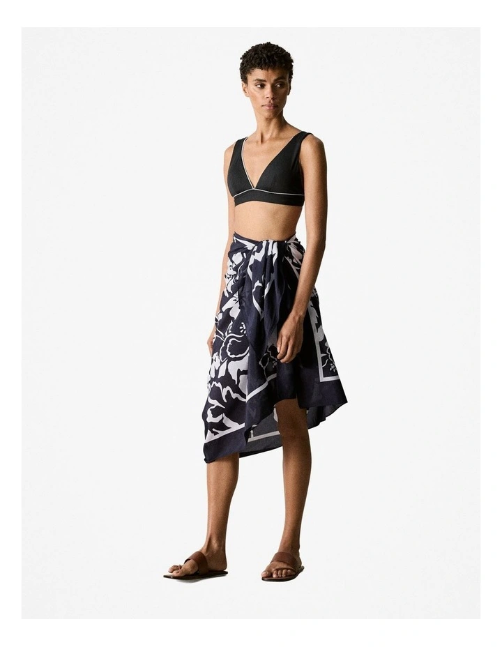 Cotton Silk Floral Sarong in Night Sky image 3