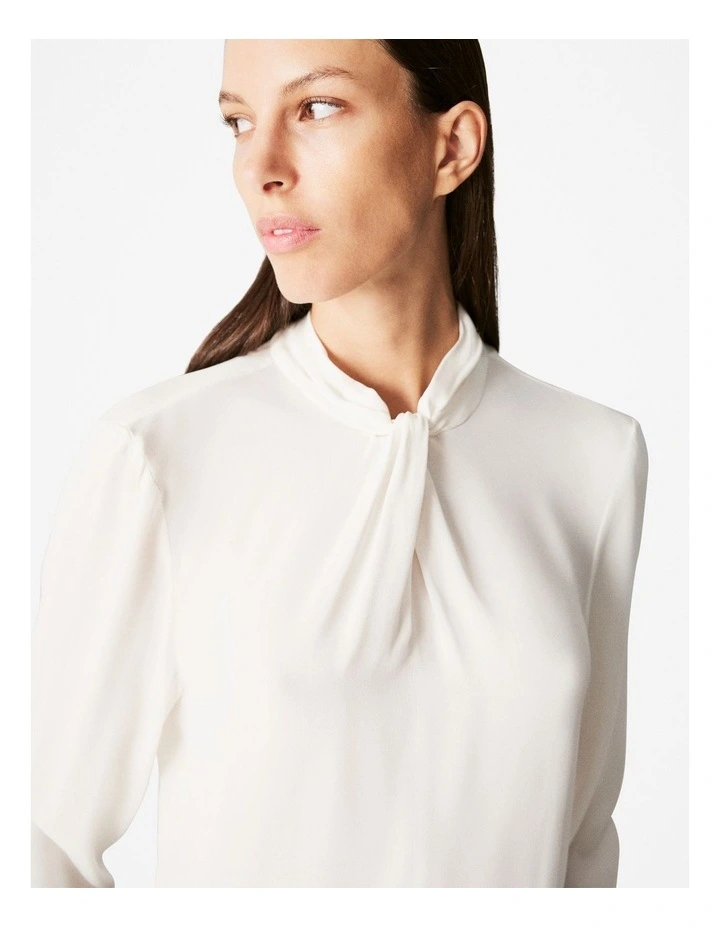 Crepe Twist Blouse in Parchment image 3