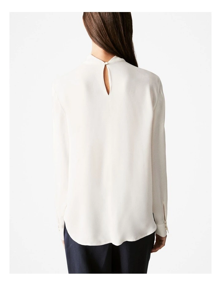 Crepe Twist Blouse in Parchment image 4