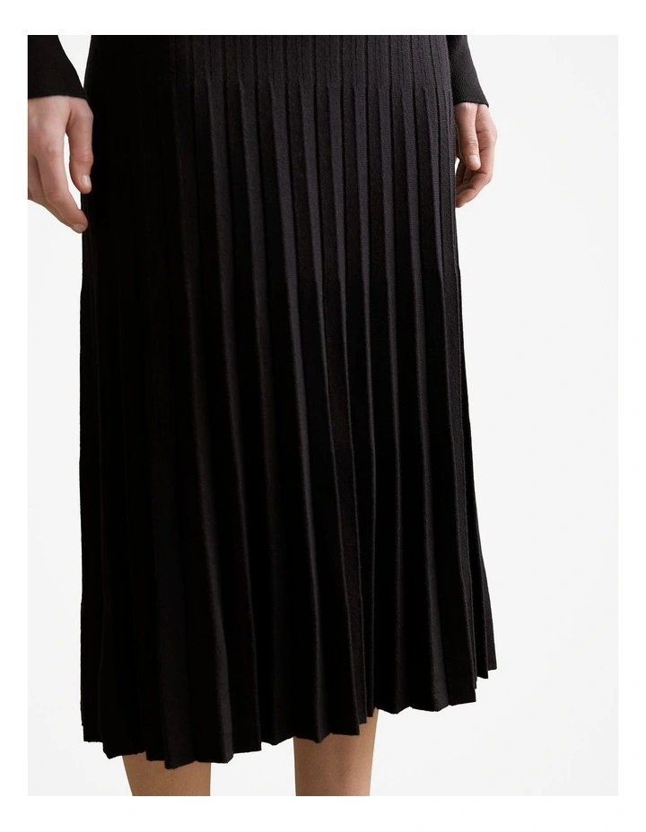 Cotton Cashmere Knit Pleated Midi Skirt in Black image 3