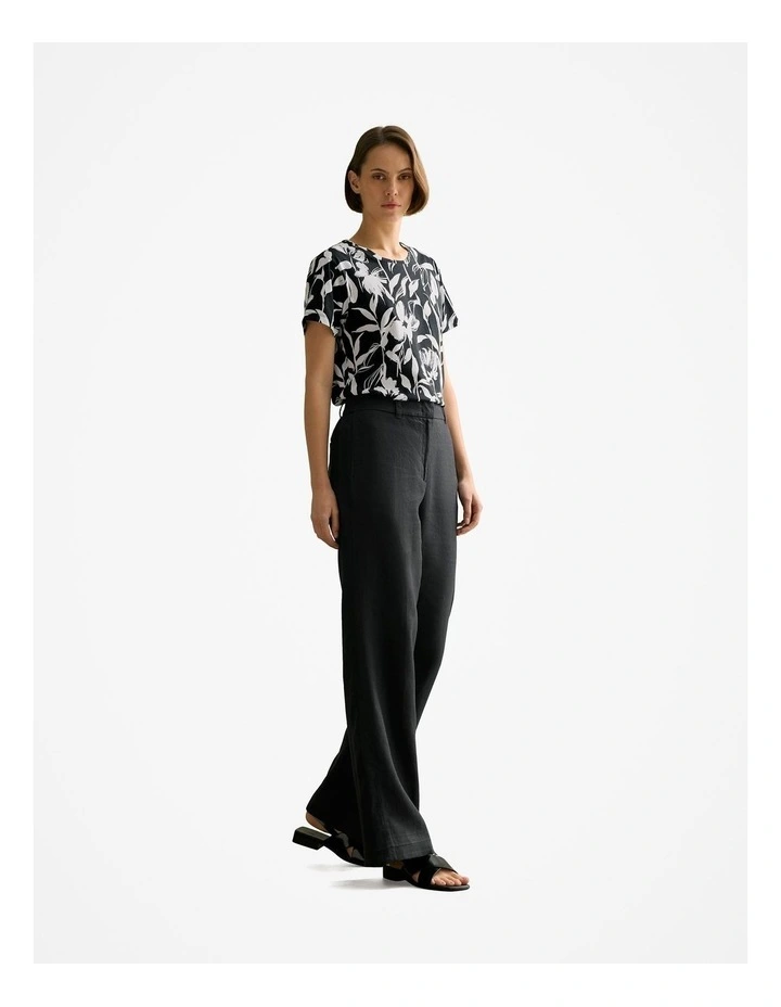 Pima Cotton Floral T-shirt in Black image 2