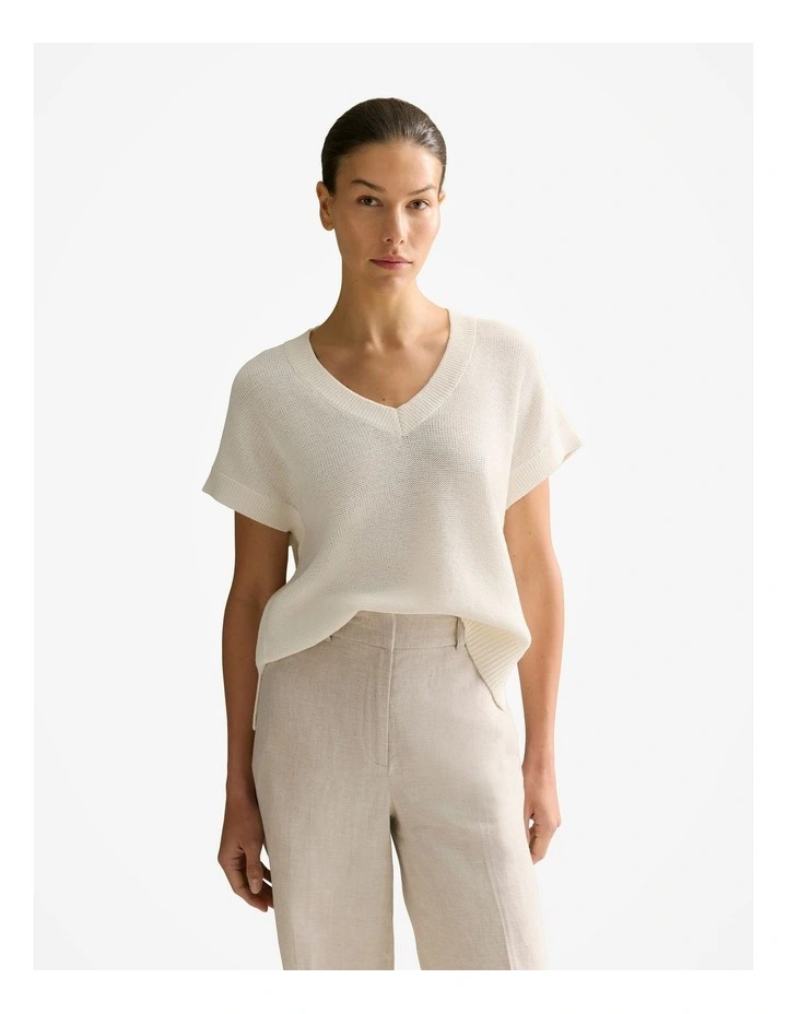 Mercerised Knit Relaxed V Neck T-shirt in Parchment image 1