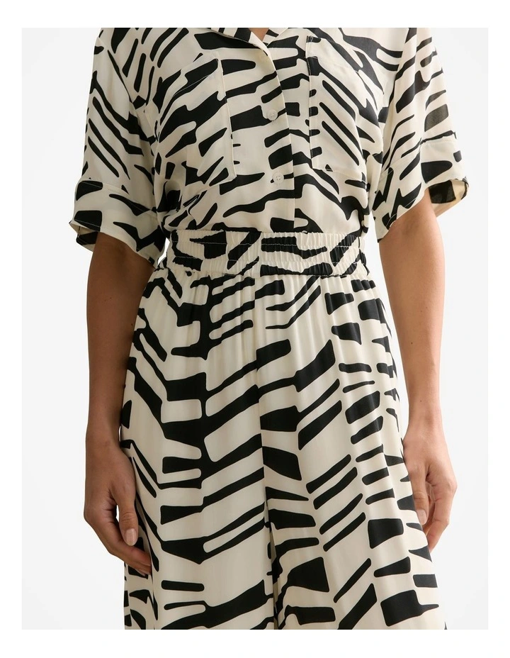 Bold Geo Wide Leg Pull On Pant in Black Multi image 3