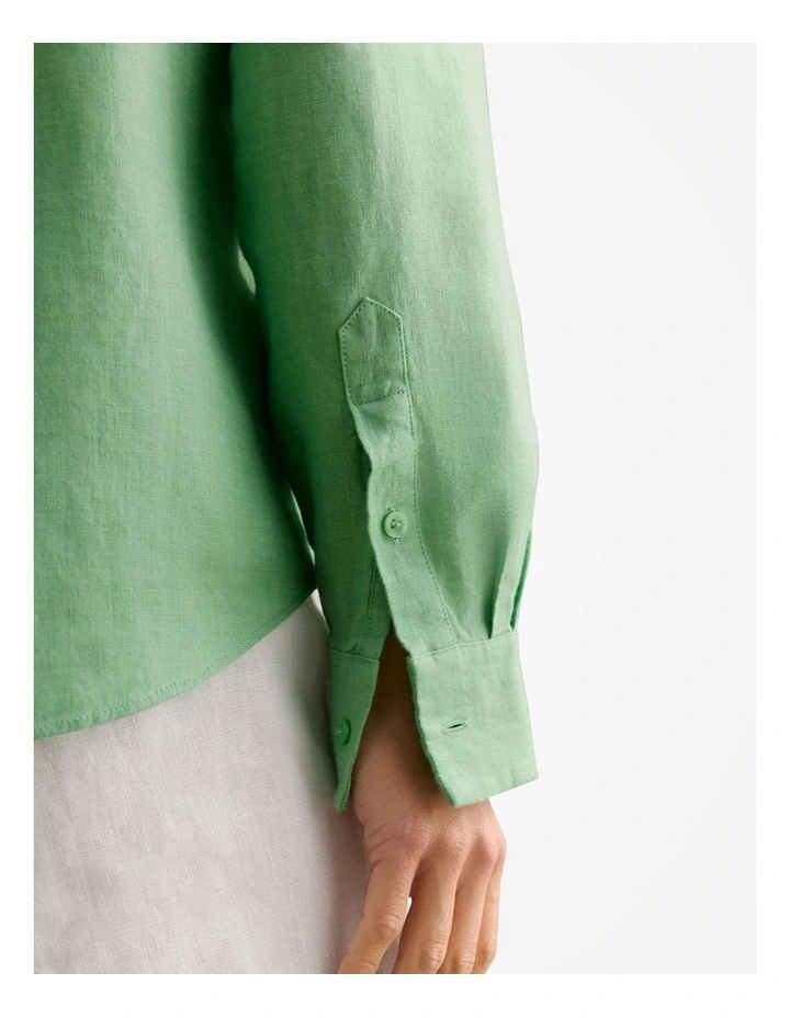 Delave Linen Classic Shirt in Matcha image 3