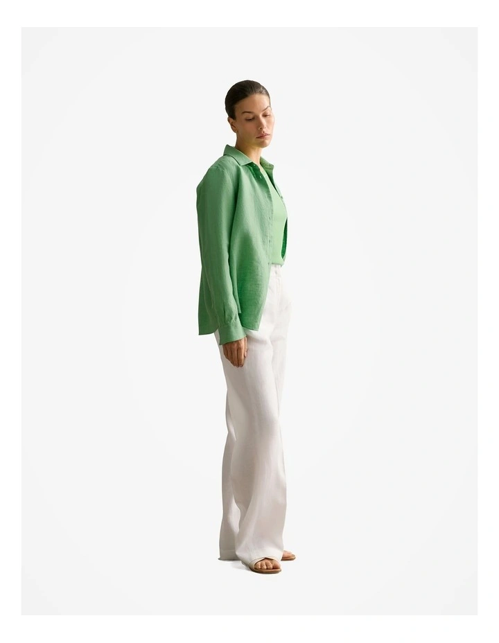 Delave Linen Classic Shirt in Matcha image 5