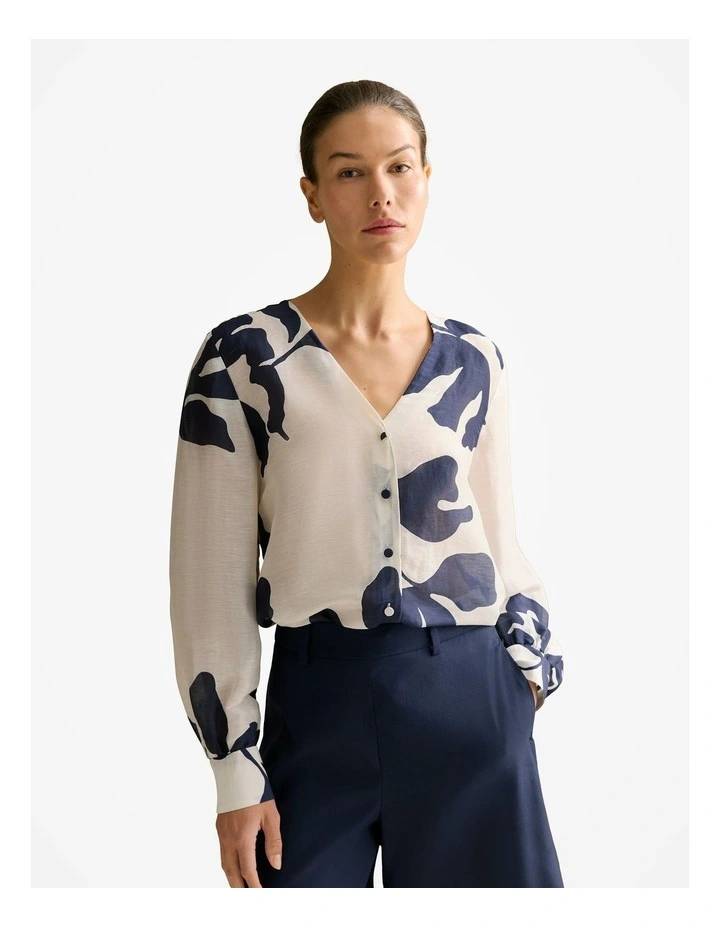 Linen Silk Palm V Neck Blouse in White Multi image 1