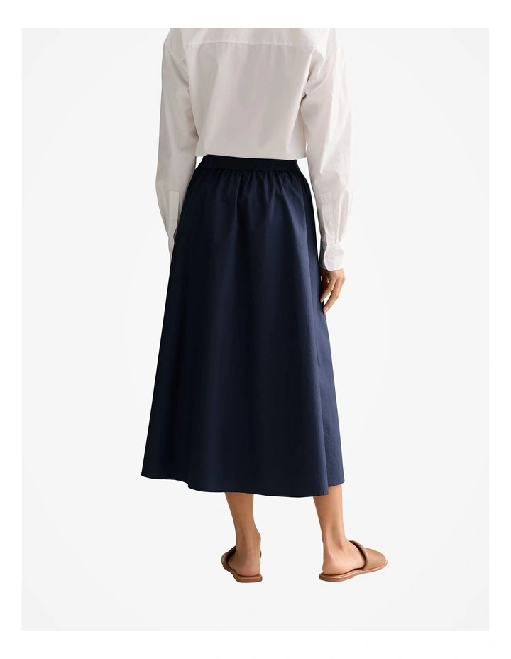 Cotton Poplin Pull On Skirt in Navy image 4