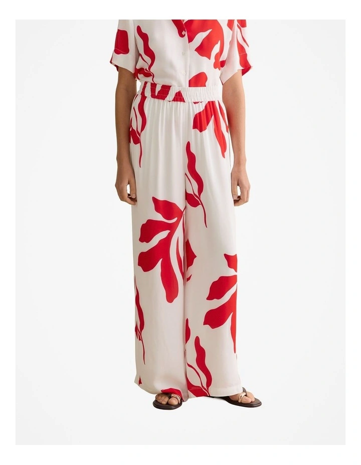 Shadow Palm Draped Pull On Pant in Ivory image 1