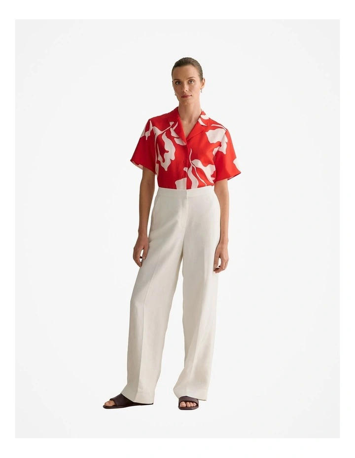 Stencil Palm Silk Twill Short Sleeve Shirt in Multi Deep Red image 3