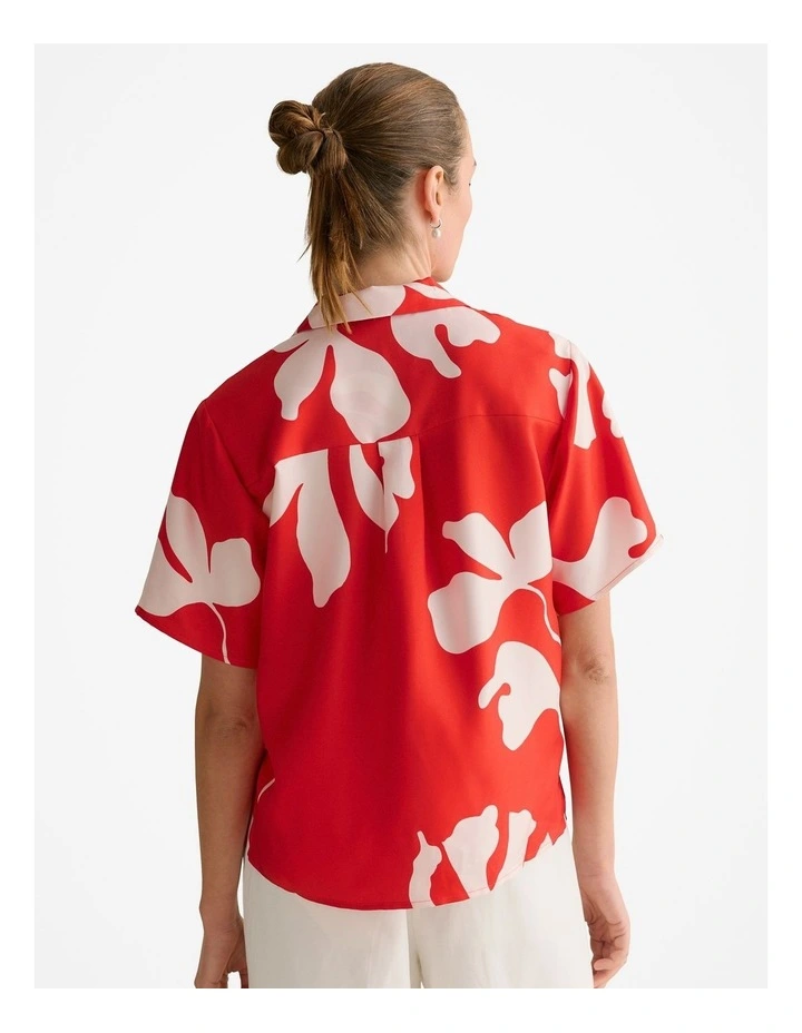 Stencil Palm Silk Twill Short Sleeve Shirt in Multi Deep Red image 4