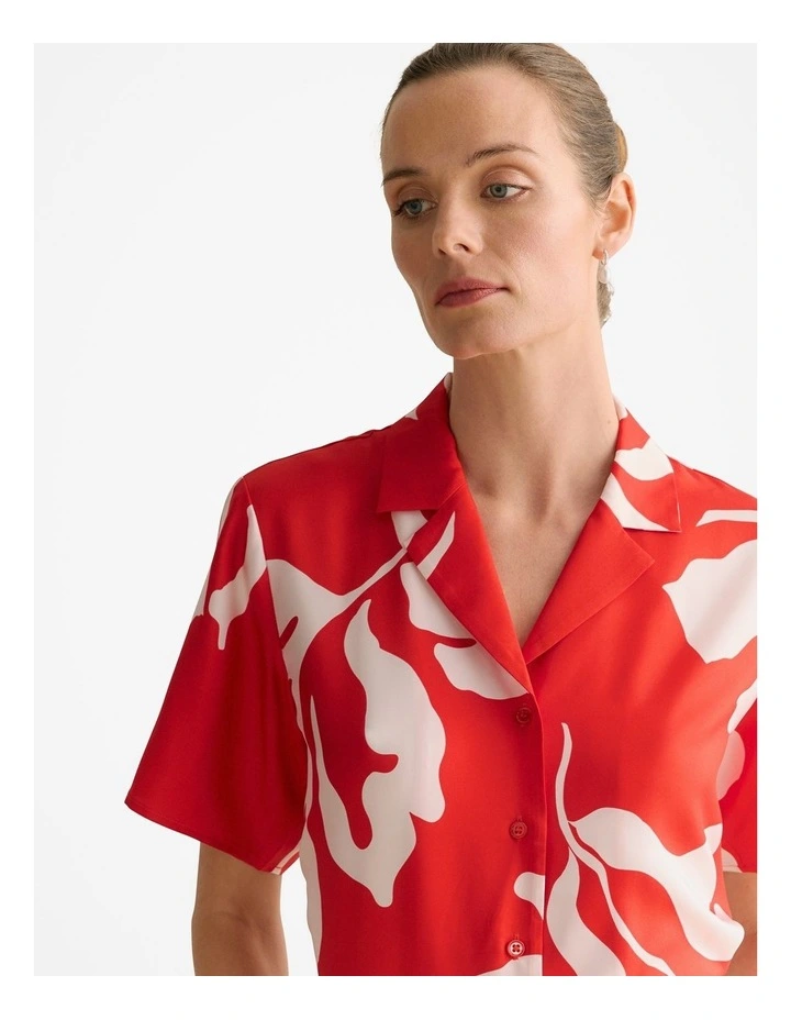 Stencil Palm Silk Twill Short Sleeve Shirt in Multi Deep Red image 6