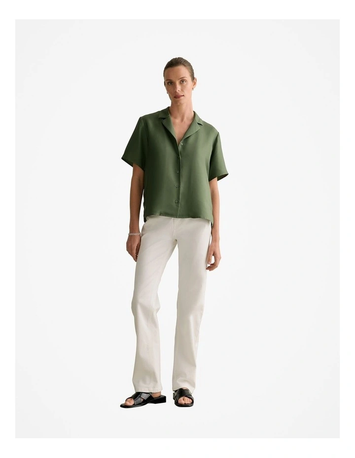 Silk Twill Short Sleeve Camp Shirt in Ivy image 2