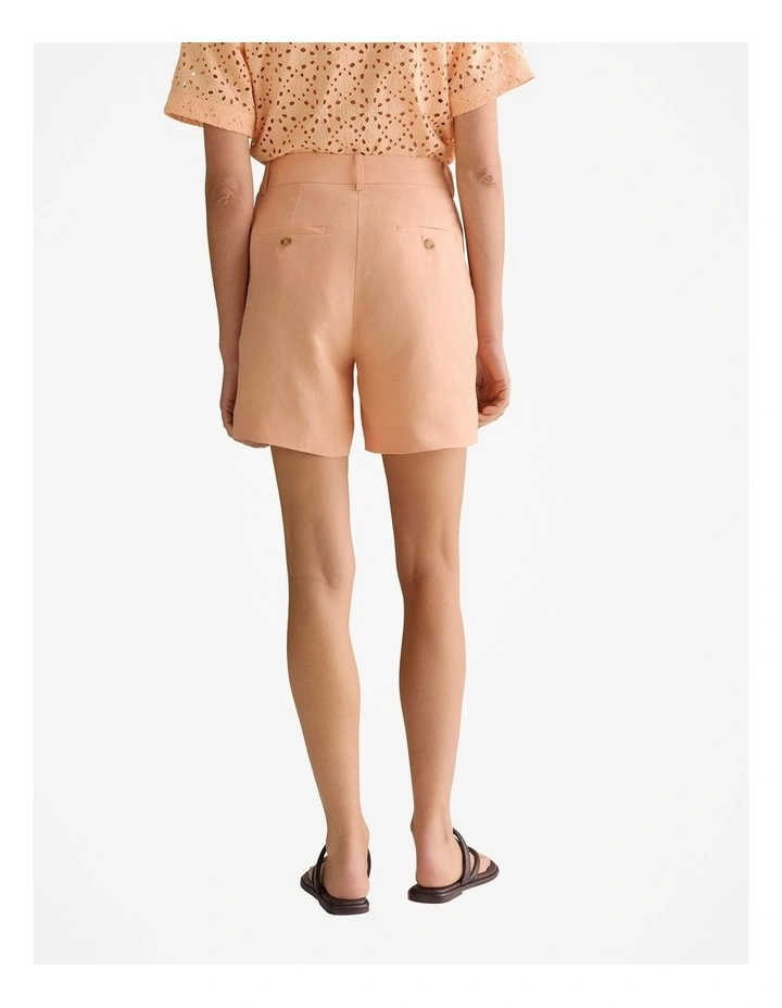 Linen Twill Pleat Detail Short in Pale Apricot image 4