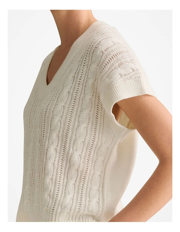 Mercerised Cable Knit Relaxed V Neck Top in Chalk image 5