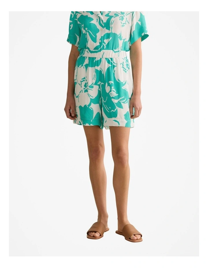 Floral Crepe Pull On Short in Jade image 1