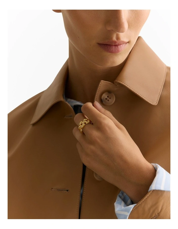 Corella Ring in Gold image 2